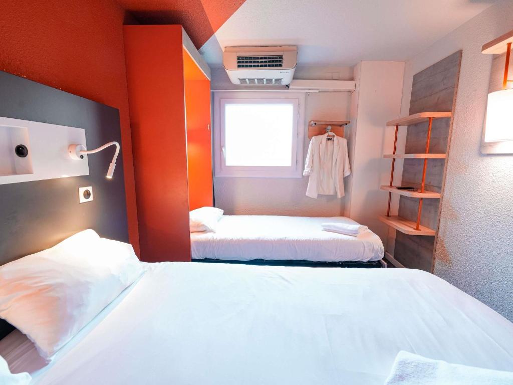 ibis budget Marseille Vieux Port - Resim 14