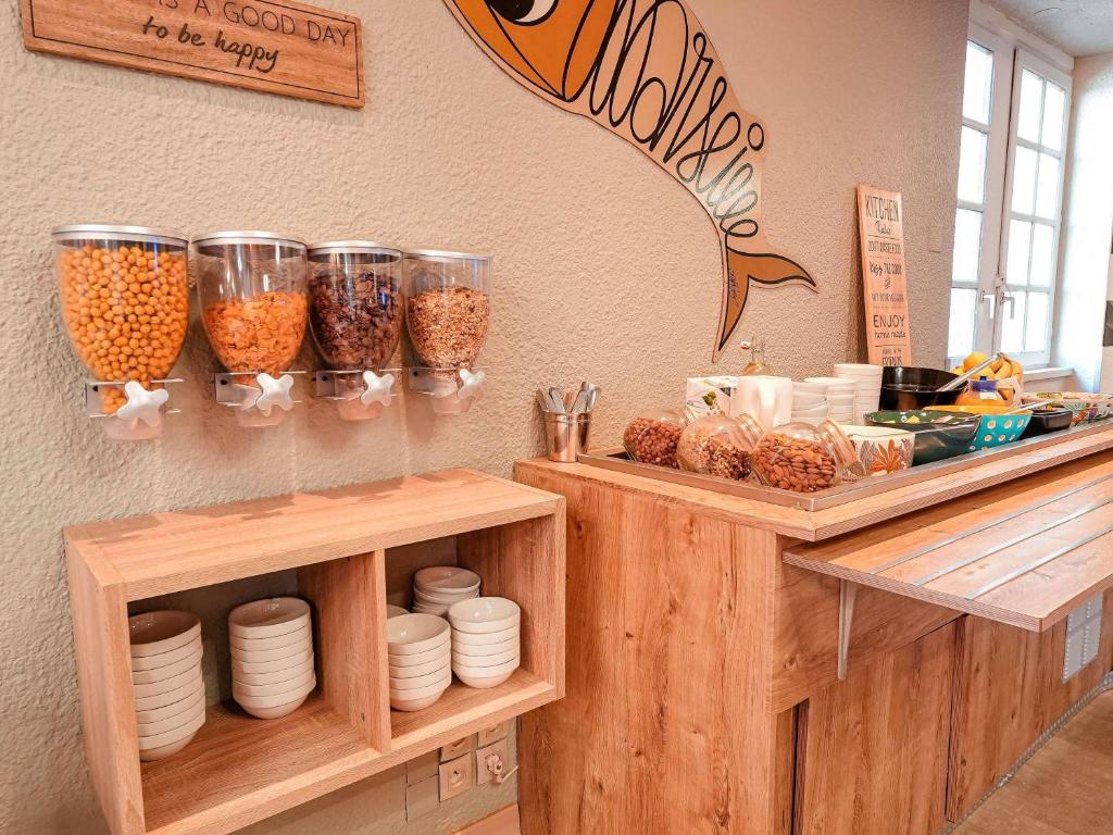 ibis budget Marseille Vieux Port - Resim 40