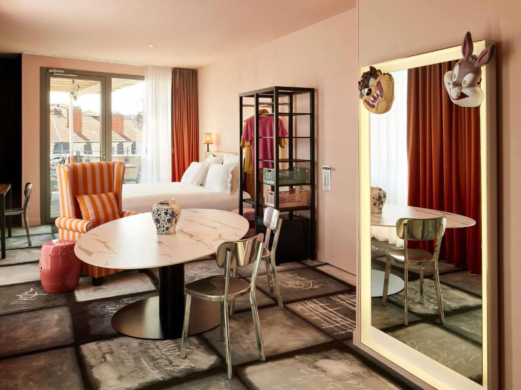 Mama Shelter Lyon - Resim 27