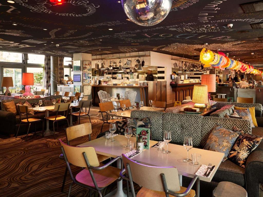 Mama Shelter Lyon - Resim 36