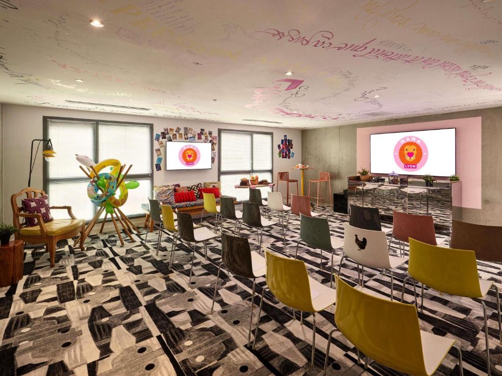 Mama Shelter Lyon - Resim 38