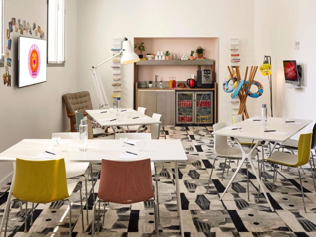 Mama Shelter Lyon - Resim 44