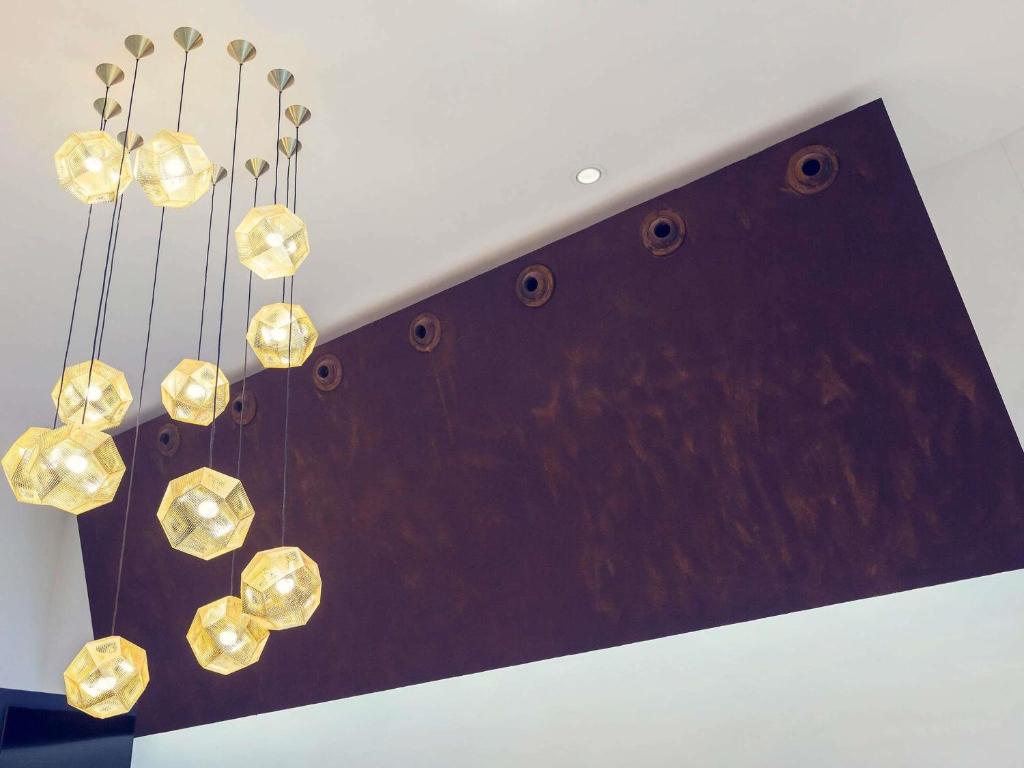 Hotel Mercure Jardines de Albia - Resim 5