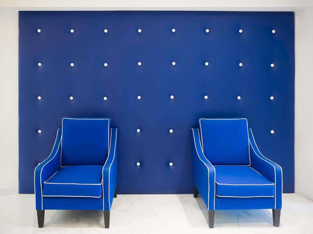 Hotel Mercure Jardines de Albia - Resim 6