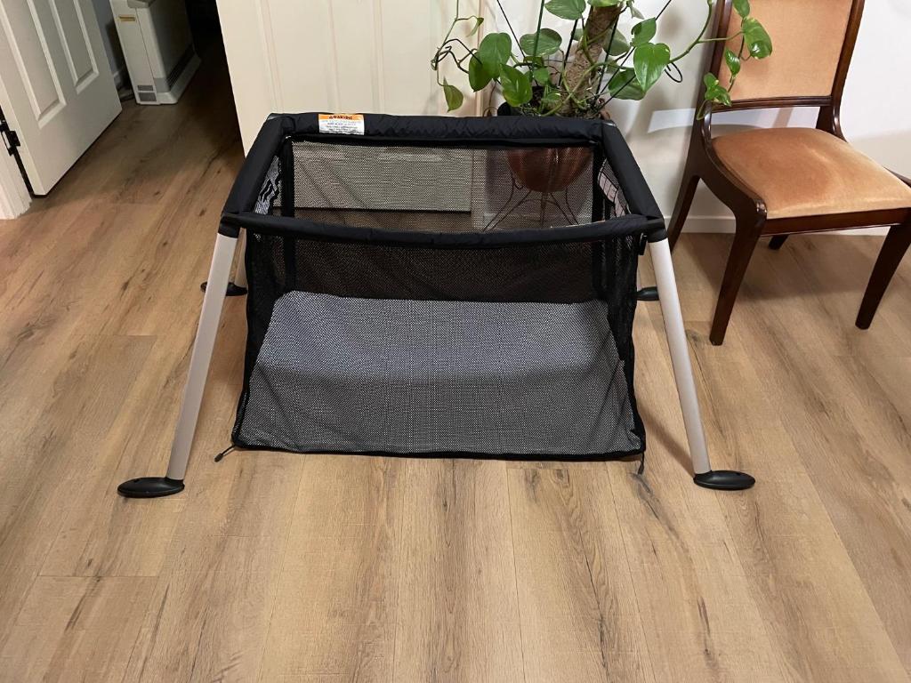 Rooms in an Epsom House - Resim 9