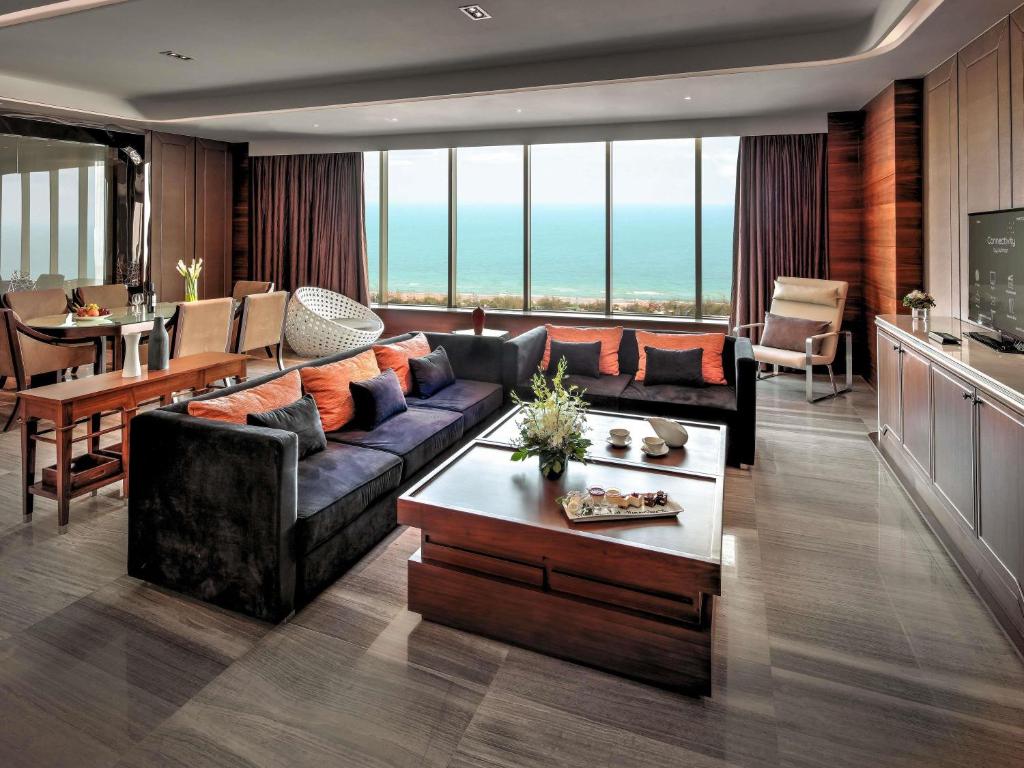 Suite Exclusive 2 Phòng Ngủ Có Phòng Xông Hơi Khô Và Quyền Sử Dụng Lounge