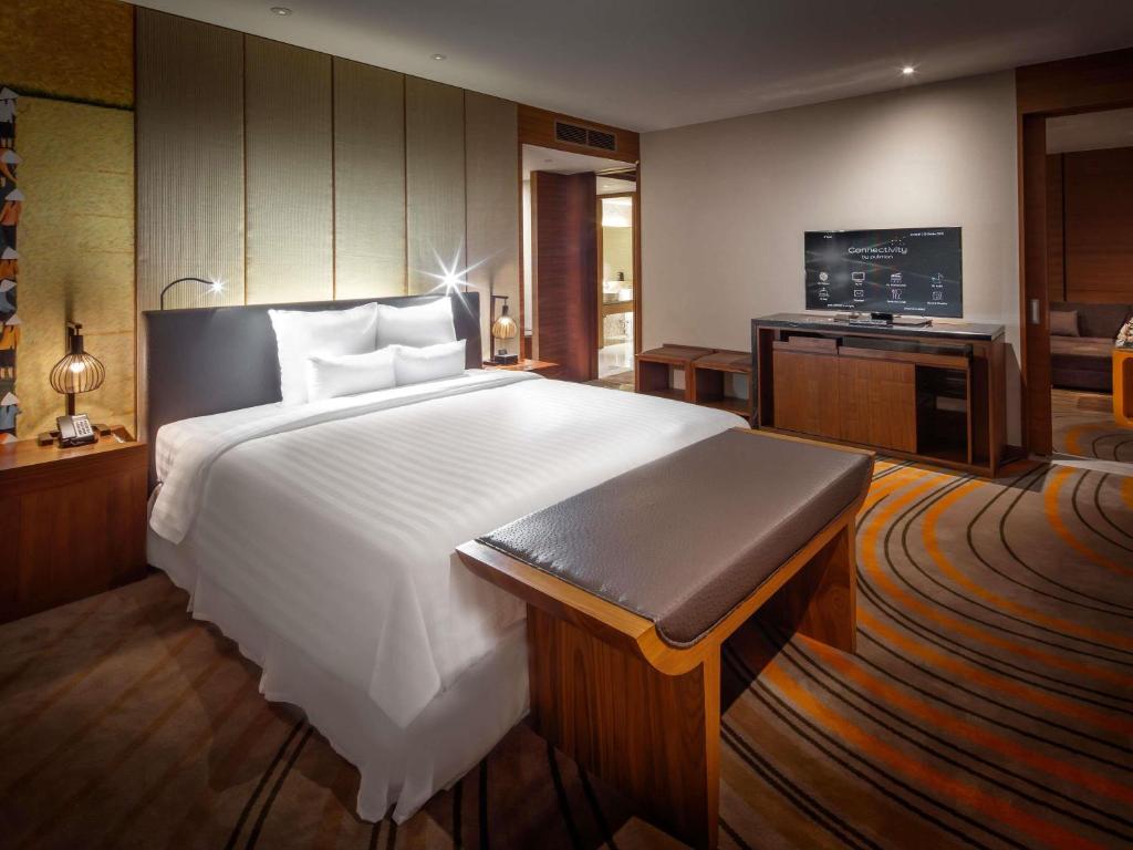 Suite Exclusive 2 Phòng Ngủ Có Phòng Xông Hơi Khô Và Quyền Sử Dụng Lounge