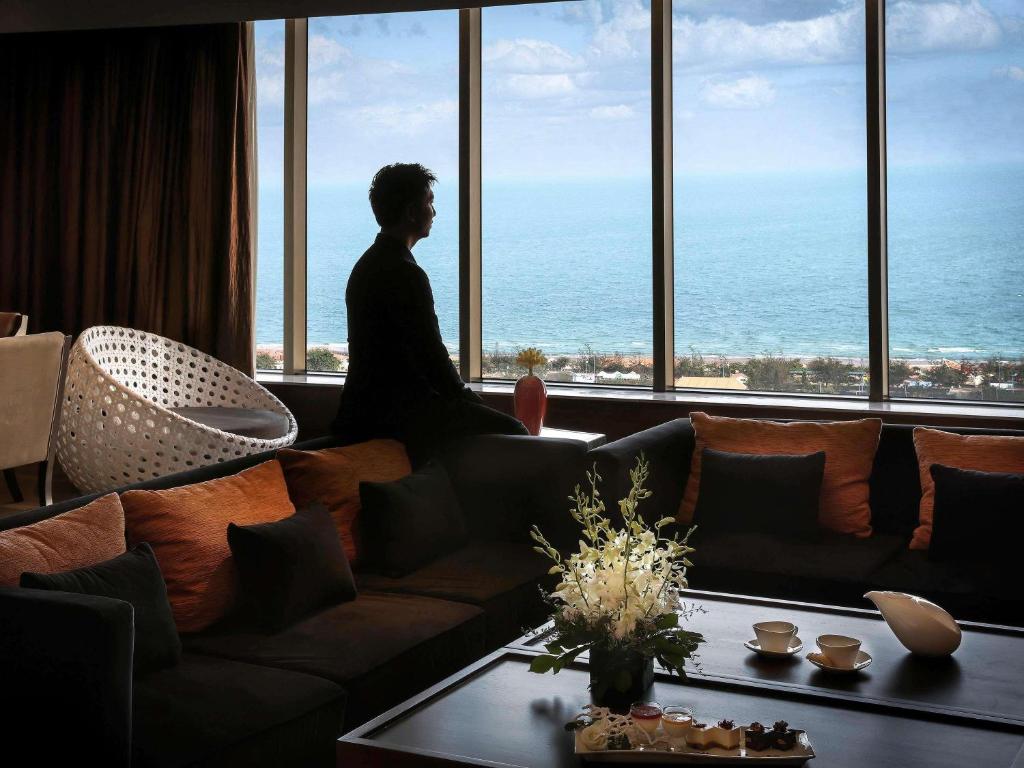 Suite Exclusive 2 Phòng Ngủ Có Phòng Xông Hơi Khô Và Quyền Sử Dụng Lounge