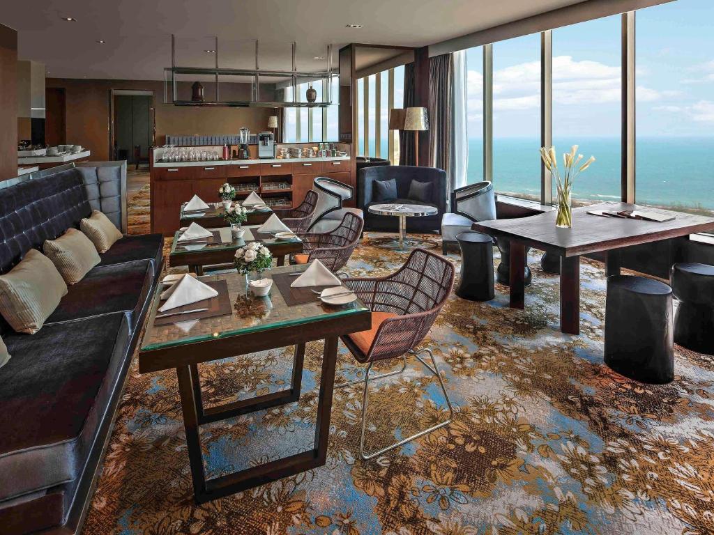 Suite Gia Đình 2 Phòng Ngủ Với Quyền Sử Dụng Lounge