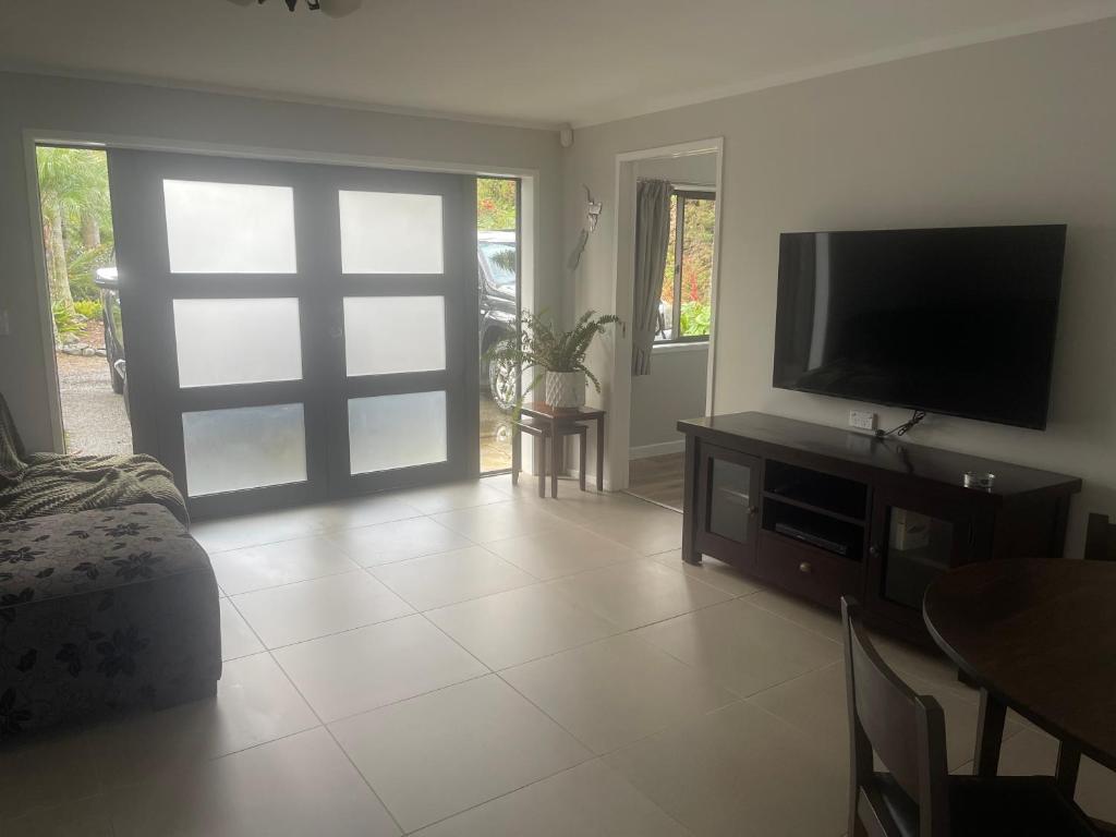 The Parrot Place - The Parrots Nest - Resim 5