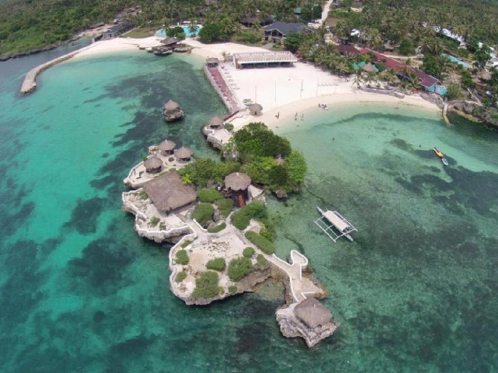 Mangodlong Rock Resort Images