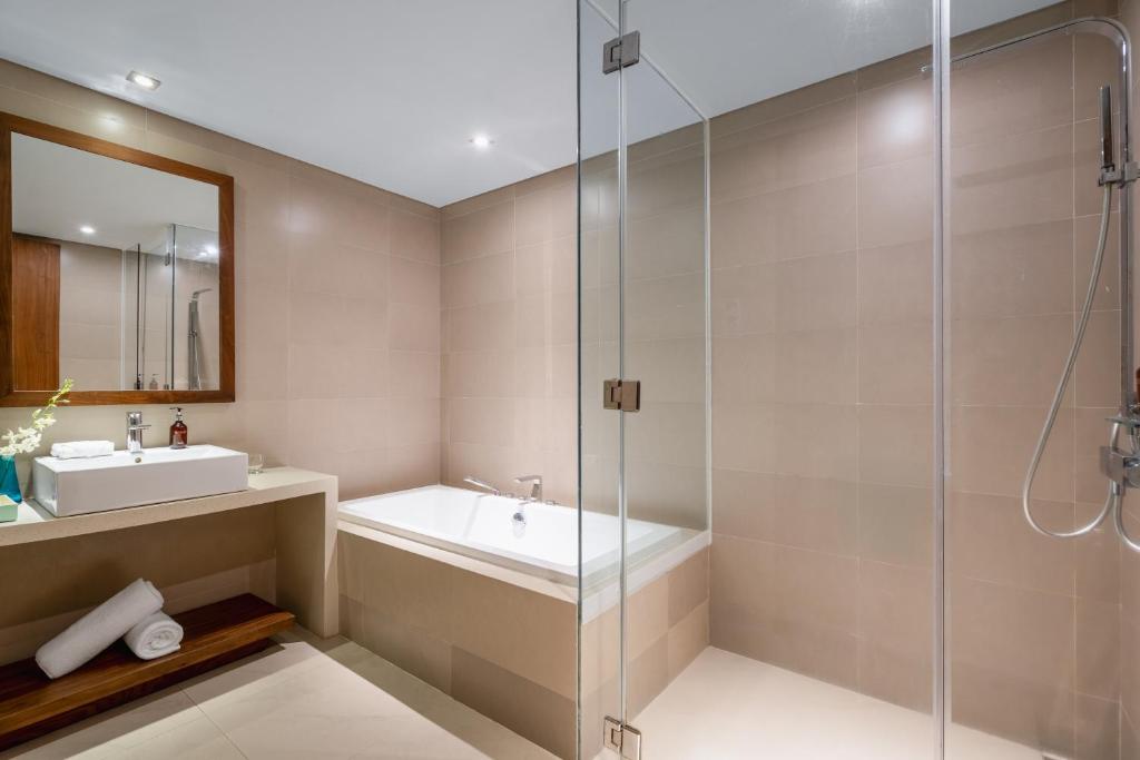 Special Offer - One-bedroom City View Suite with Balcony
