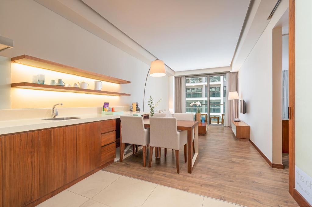 Special Offer - One-bedroom City View Suite with Balcony