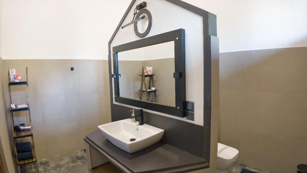 Amal Beach Hotel - 19