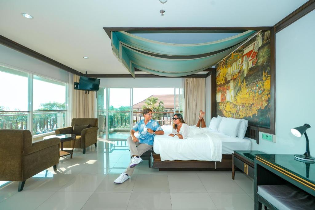 Welcome World Beachfront Resort - Resim 15