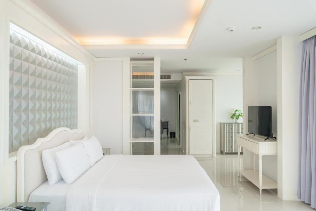 Welcome World Beachfront Resort - Resim 31