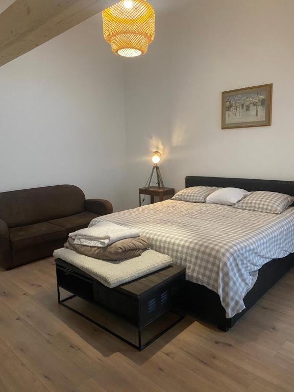 Maison Colmar, spacieuse, accueillante , confortable au calme – photo 13
