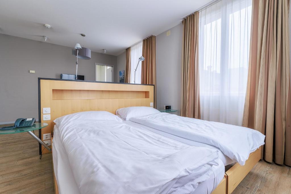 Royal Hotel - Urban Living - Resim 29