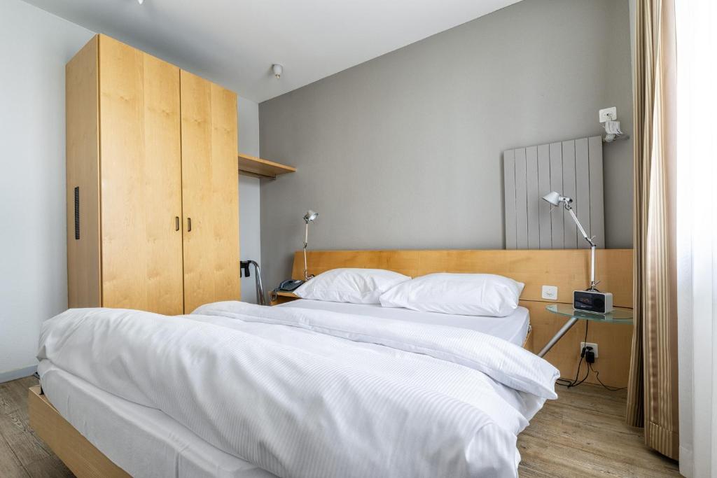 Royal Hotel - Urban Living - Resim 32