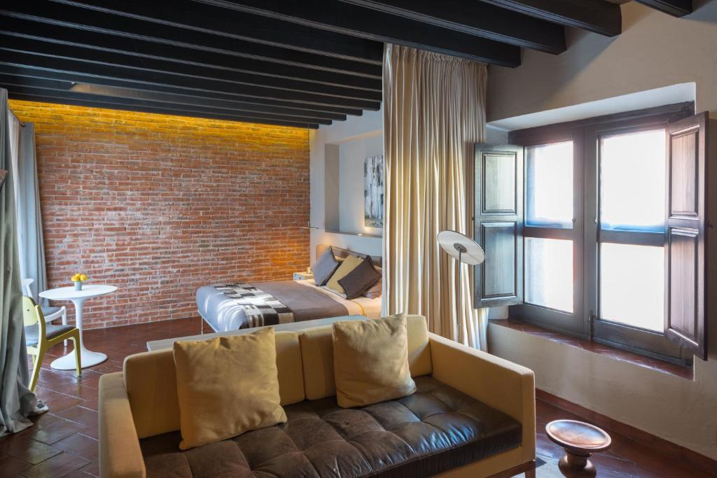 Dos Casas Hotel & Spa a Member of Design Hotels