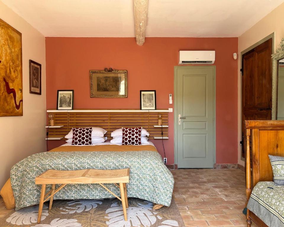 Domaine du Commandeur - Chambre Double De Luxe (2 Adultes + 1 Enfant)