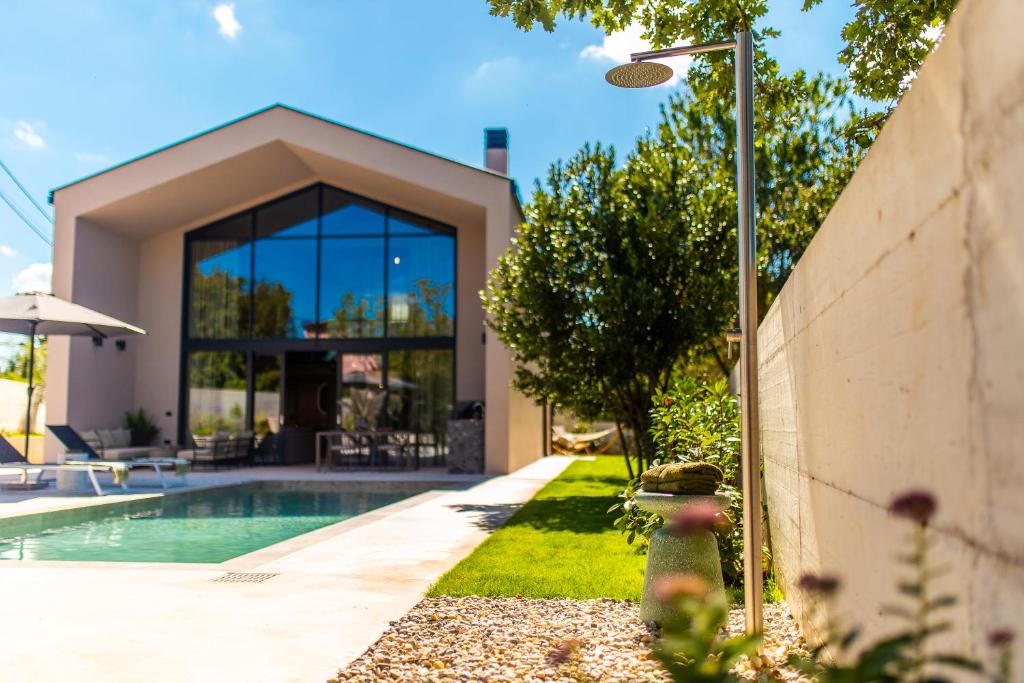 Photo de la galerie de l'établissement Villa Terza, designed with love, à Križanici