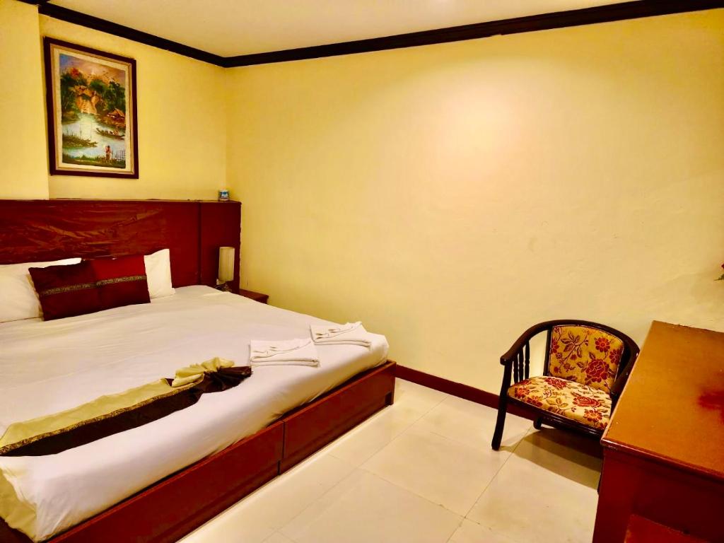 Hotel Hollywood Inn Love Patong - Resim 22