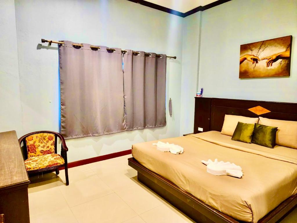Hotel Hollywood Inn Love Patong - Resim 41