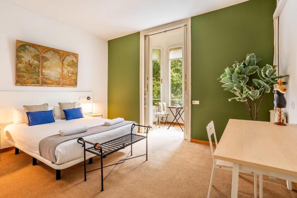 The Collection Barcelona - Huge historic 5BD with private Terrace!