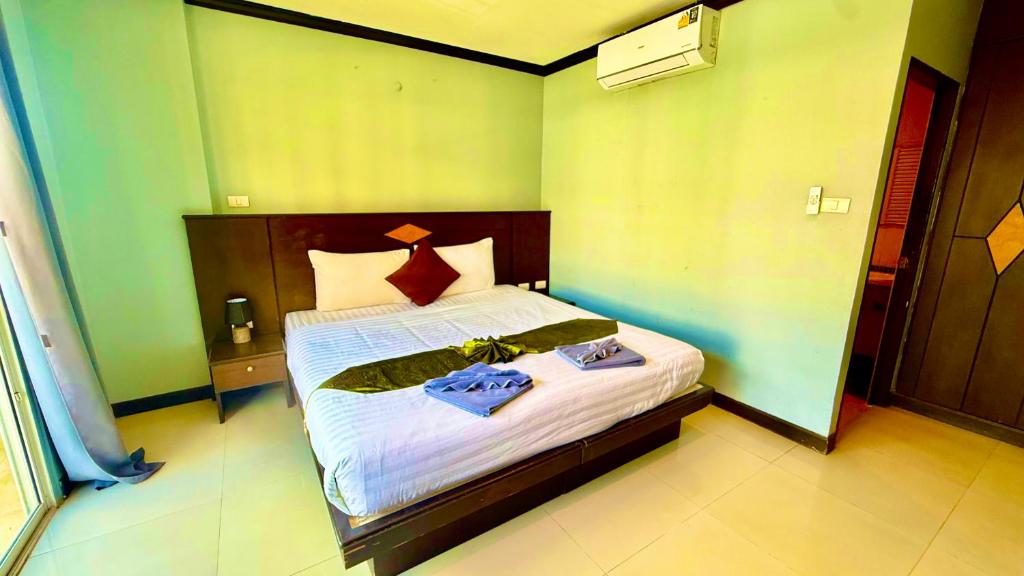 امکانات Hotel Hollywood Inn Love Patong - تصویر ۴