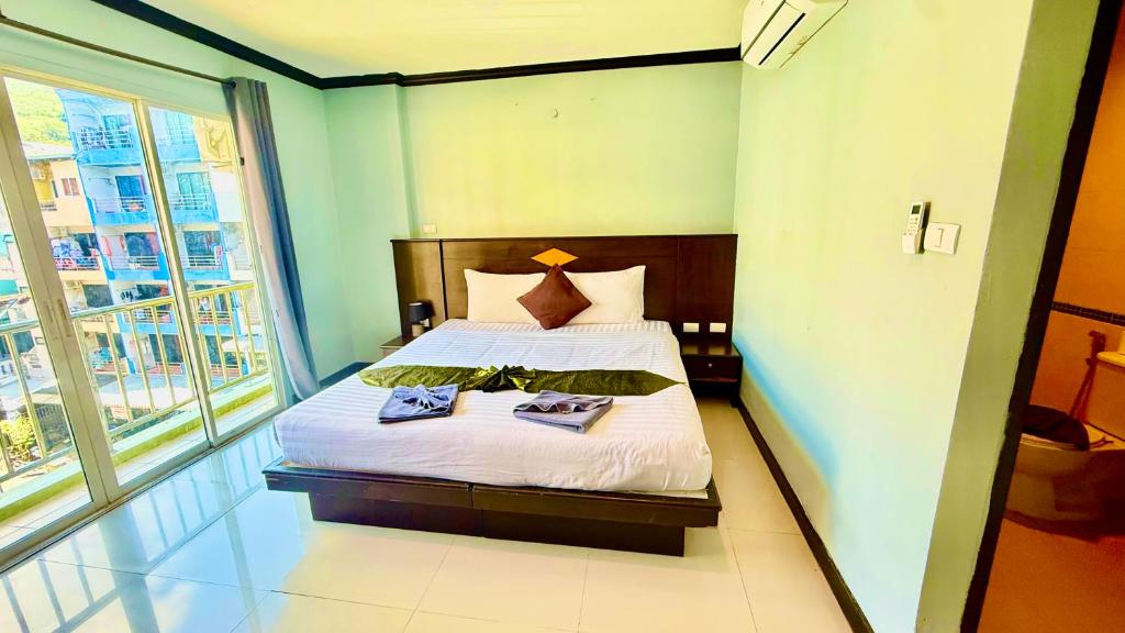 Hotel Hollywood Inn Love Patong - Resim 46