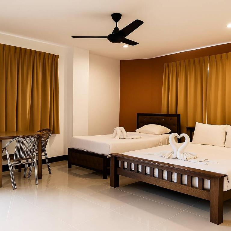 Payton House Patong - Newly Renovated - Resim 33