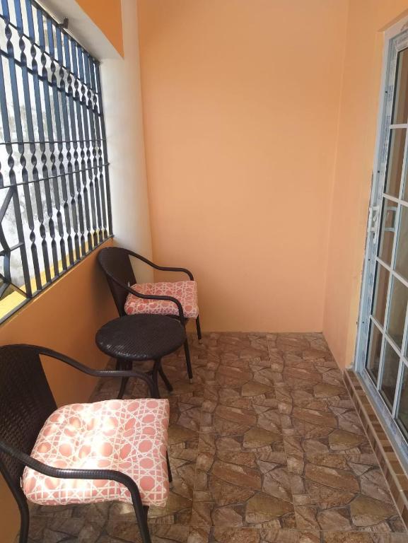 Galeri foto Hideaway Cozy Place with patio di Ocho Rios