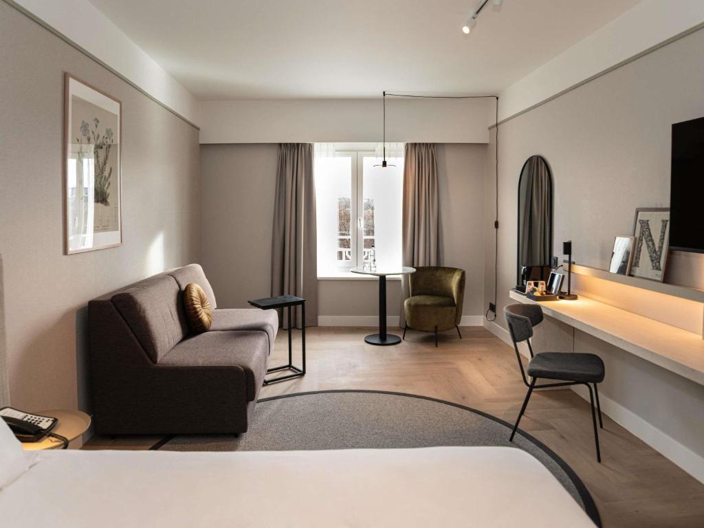 
Executive King Room with Sofa
