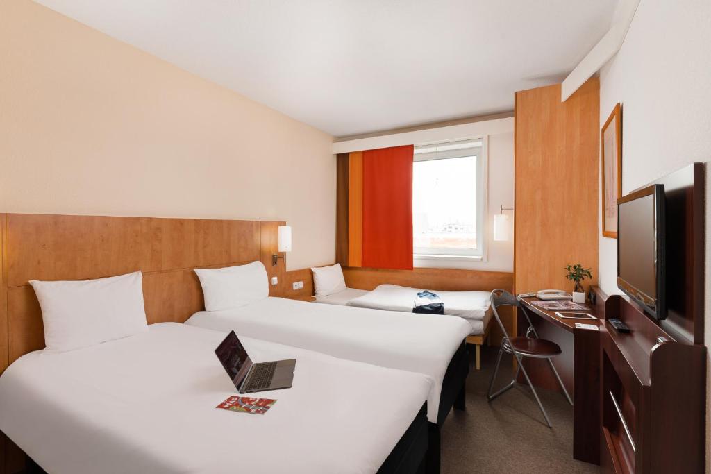 Ibis Praha Mala Strana - Resim 36
