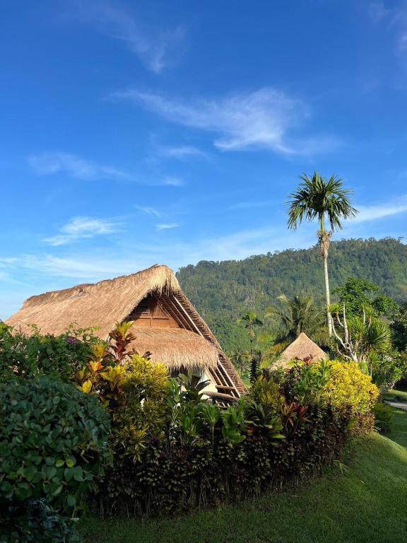 Surya Shanti Villa Sidemen - 14