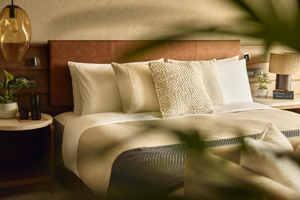 1 Hotel Tokyo photo 2