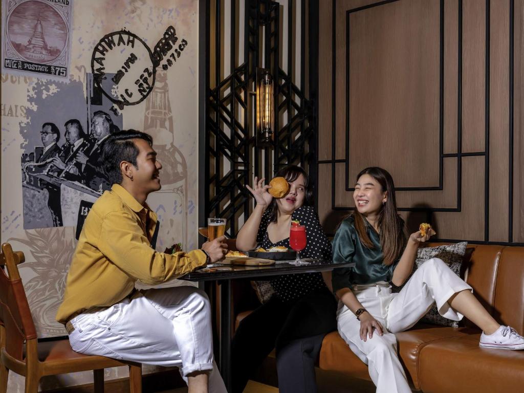 ibis Styles Bangkok Silom - Resim 40