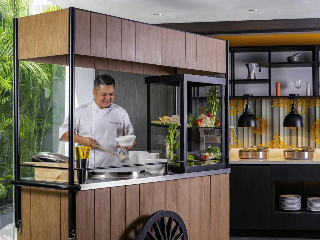 ibis Styles Bangkok Silom - Resim 38