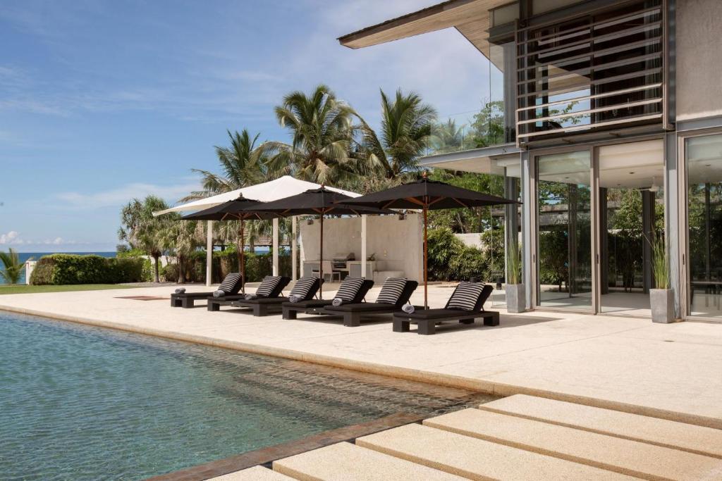 Πισίνα στο ή κοντά στο Villa Essenza