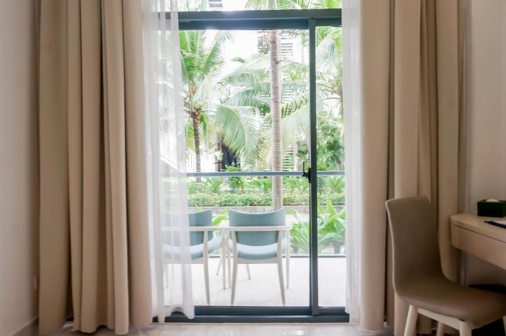 Costa Deluxe with Balcony