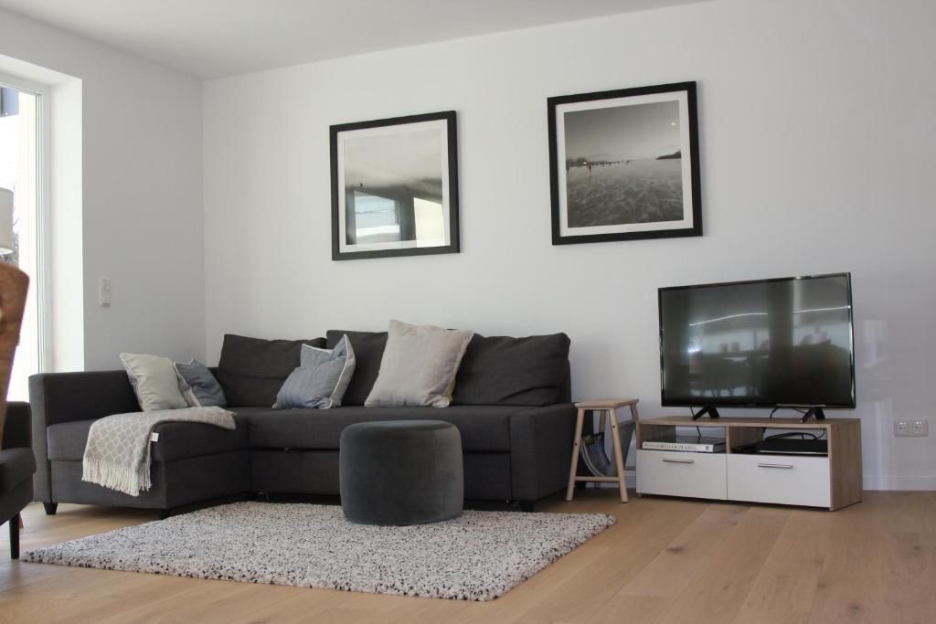 Μια τηλεόραση ή/και κέντρο ψυχαγωγίας στο Ferienwohnung Ferdinand