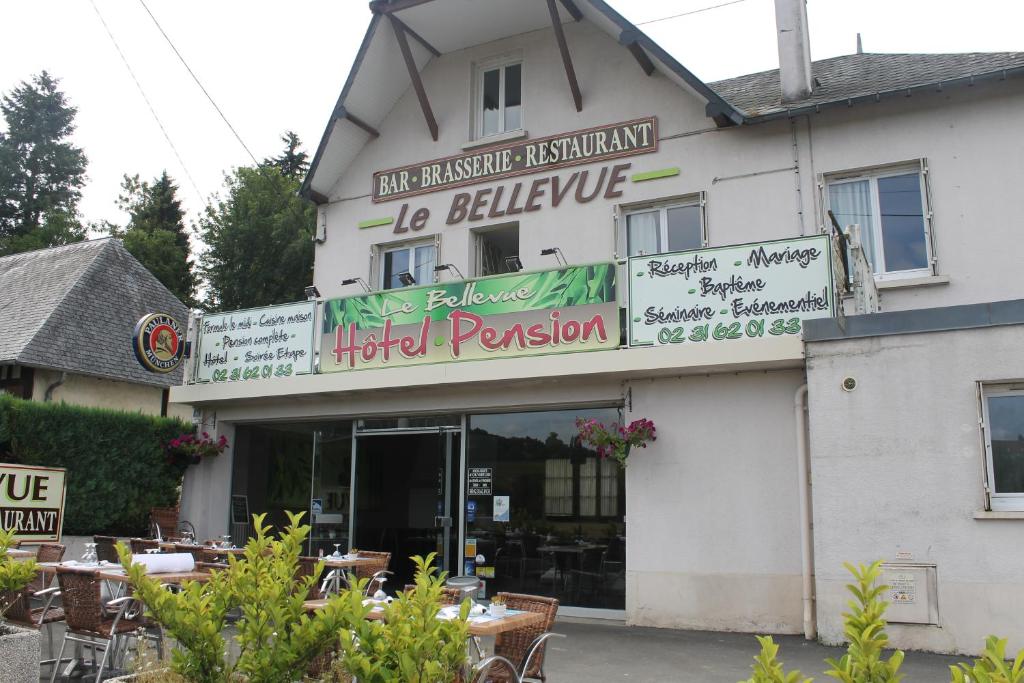 Façade ou entrée de l'établissement Le Bellevue Lisieux