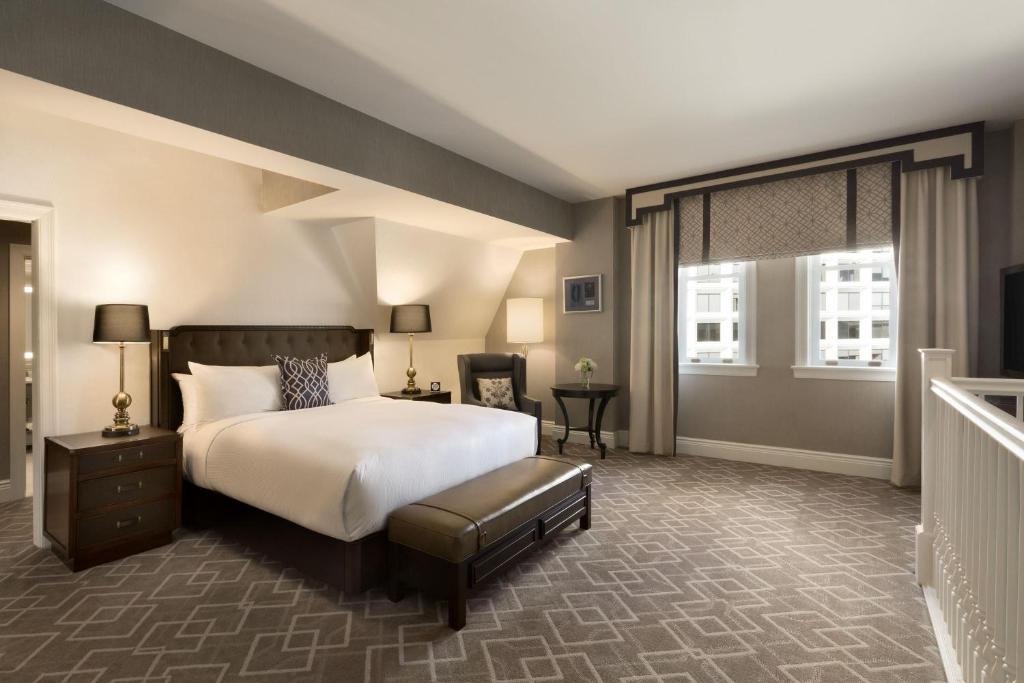 Fairmont Hotel Macdonald - Resim 22