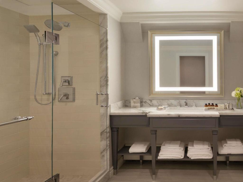 Fairmont Hotel Macdonald - Resim 26