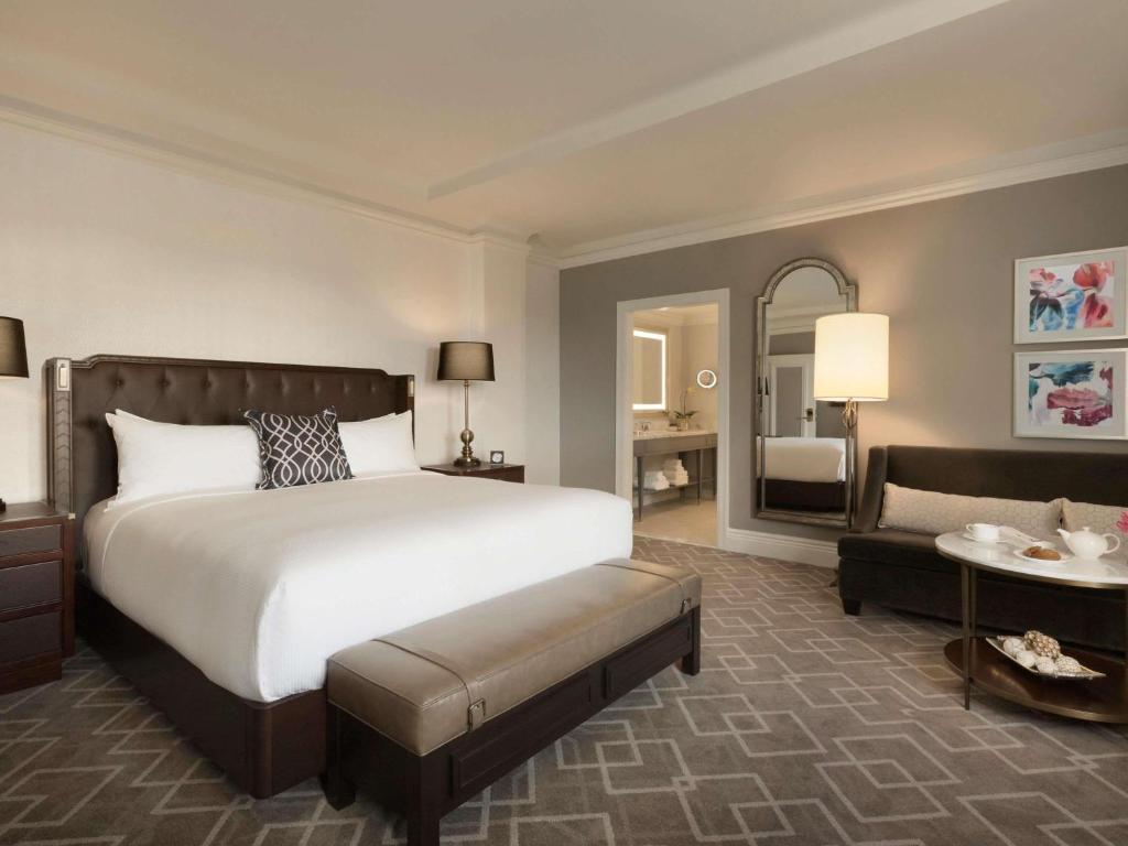 Fairmont Hotel Macdonald - Resim 42