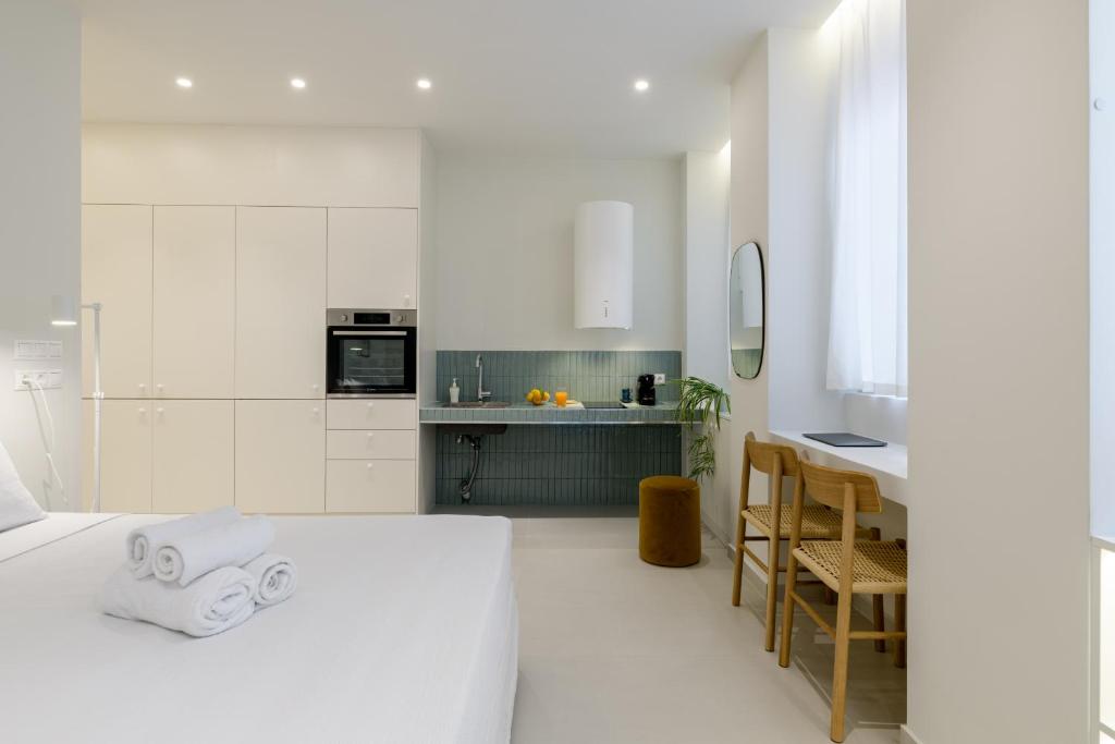 Ivory - Studio in Thisseio