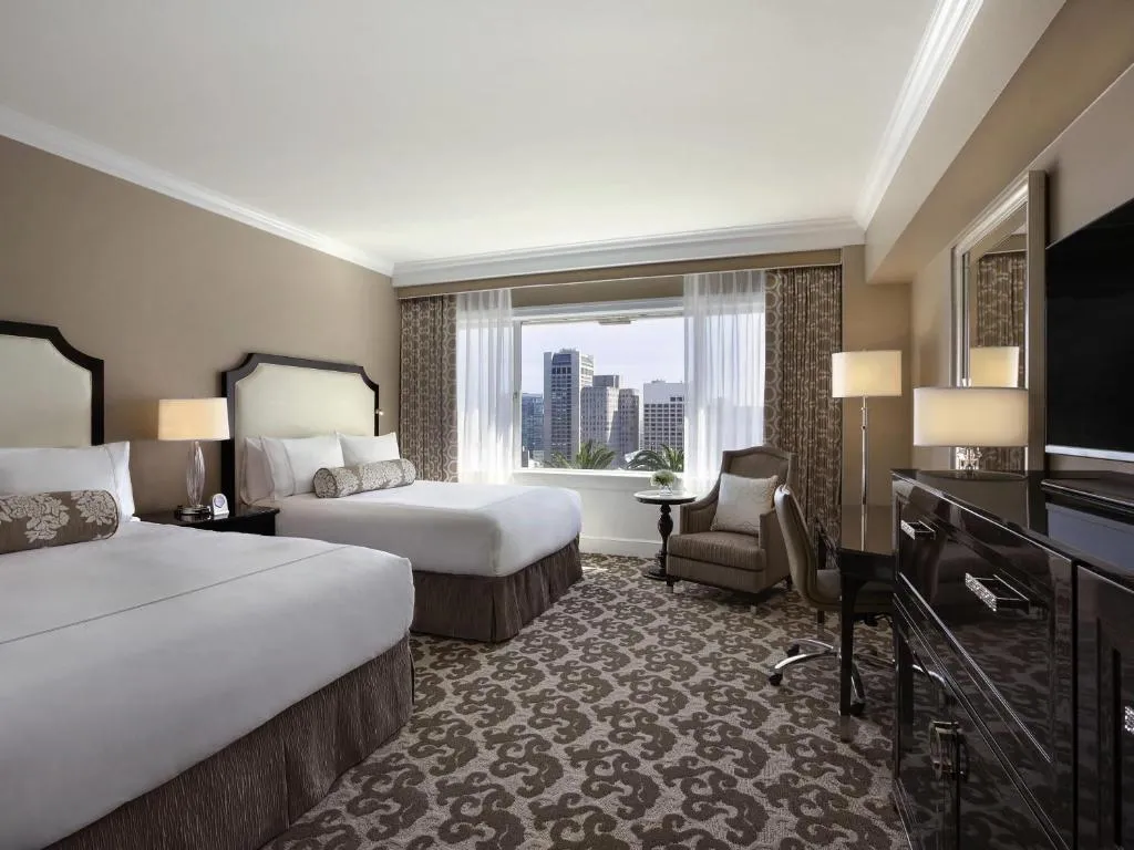 Signature Queen Room with Two Queen Beds and Skyline View