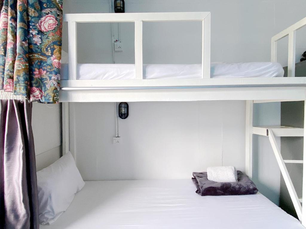 Remember at Phuket Town Hostel - Resim 14