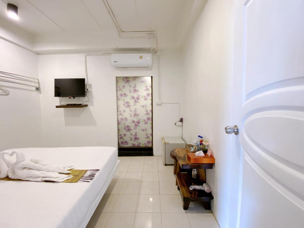 Remember at Phuket Town Hostel - Resim 32